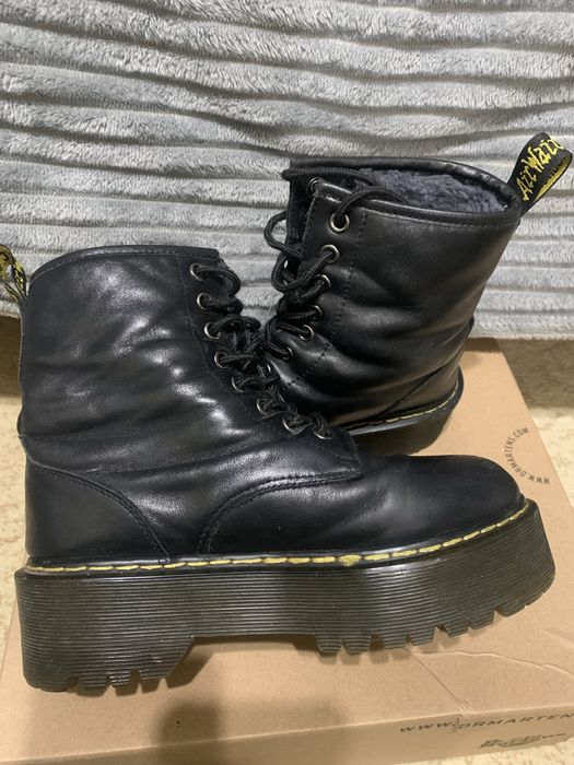 Ботинки Мартинсы