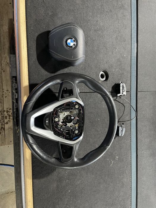 Volan cu comenzi si airbag bmw x5 G05