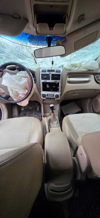 Dezmembrez Kia Sportage 4x4 2.0 CRDI cod motor D4EA euro 4an 2007
