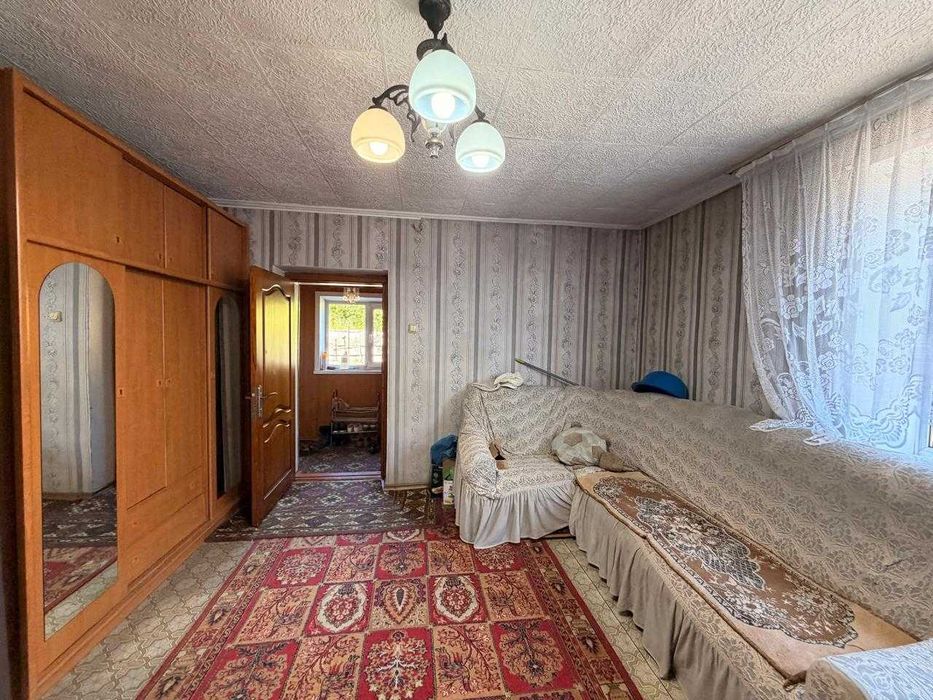 В продаже дом Малахитовая 8
