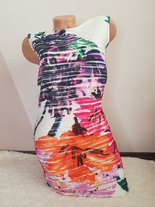 Дамски рокли Zara Killah by Miss Sixty Amisu Pretty Little Thing