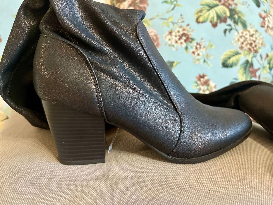 Нови зимни ботуши