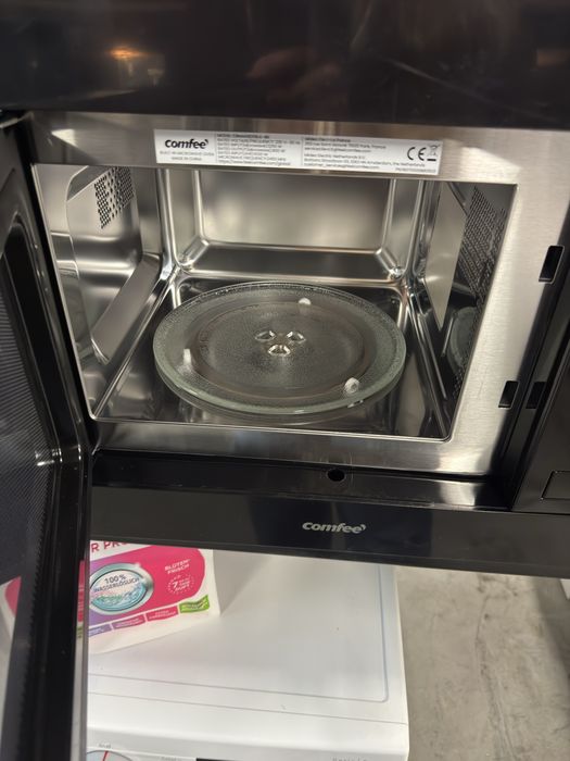 Cuptor încorporabil cu microunde si grill Comfee CBMAG820BJL-BK