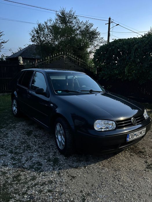 Vând Volkswagen Golf 4 1.6 Benzină