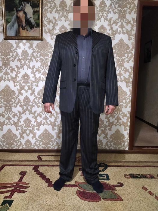 Продам мужской костюм