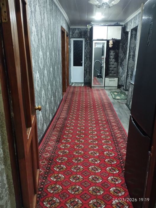 Новый центрда 1-qavatdagi uy sotiladi