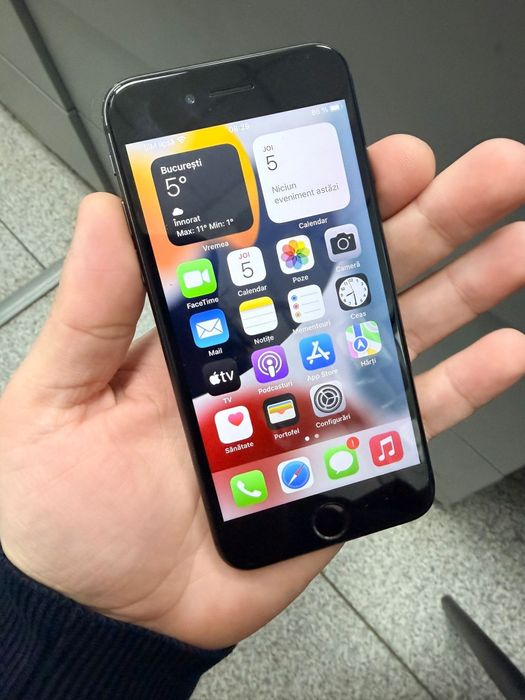 iPhone 8 64Gb liber de rețea, 80% baterie