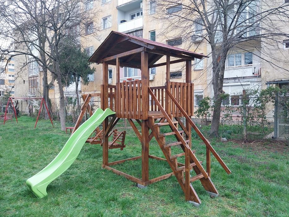 Casuta pentru copii loc de joaca