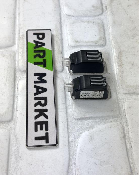 Подсветки за врата AUDI A3 A4 A5 A6 A7 Q3 Q5 Q7 Q8 4G0052134D 4G0052135D