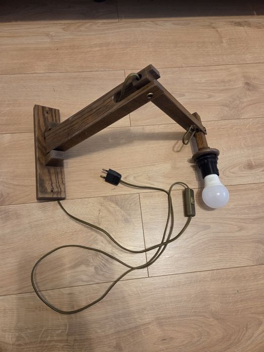 Lampa/veioza/aplica lemn