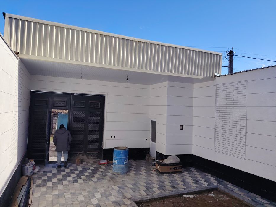 Uy sotiladi 1 ,5 sotik tayor uy piwgan giwdan qurilgan Onqorgan da