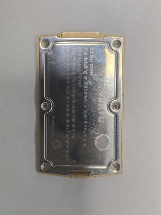 Vertu Ascenti Ti Ferrari limited edition 2009