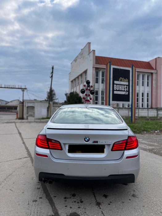 Dezmembrez bmw f10 M Paket 2013 520d automat Smg