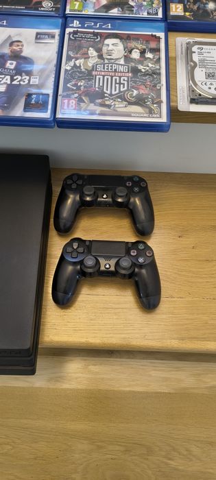 PS4 PRO memorie 1 TB