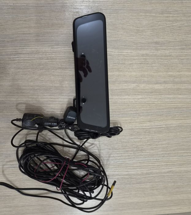 Продается видеорегистратор для автомобиля Lenova V7 plus