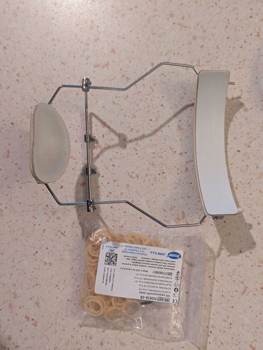 Masca fata ptr insuficiențe maxilare, al prognatismului mandibular