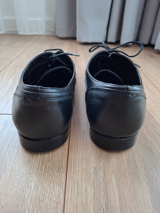 Обувки от естествена кожа