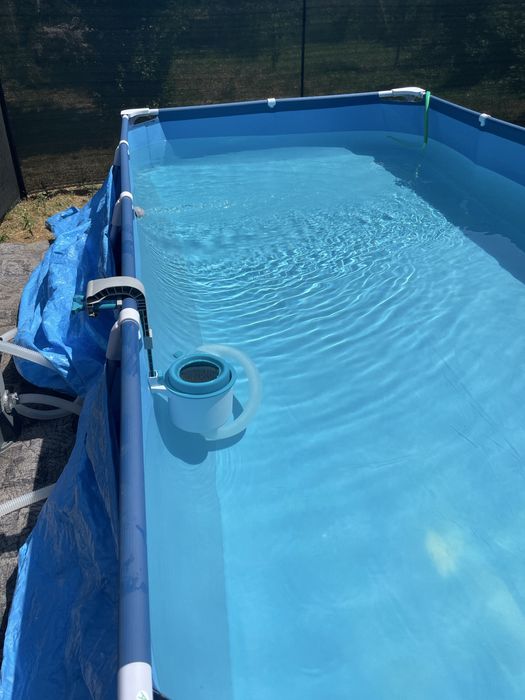 Vand piscina cu tot ce ai nevoie