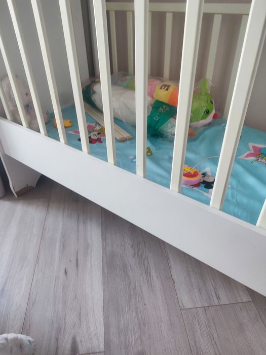 Срочно продам детскую кроватку