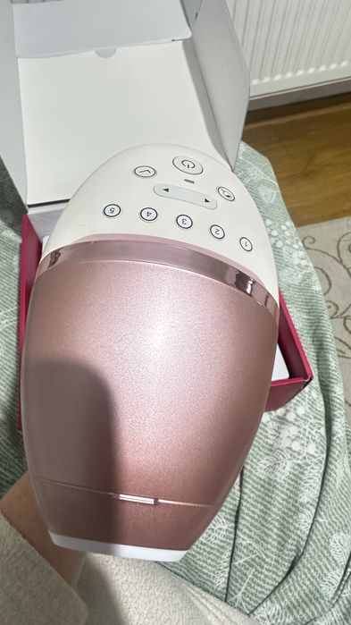 Philips Lumenia Series 9900
