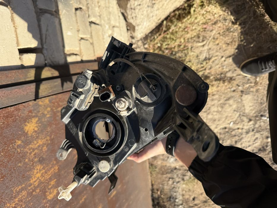 Фара гранта FL левая оригинал