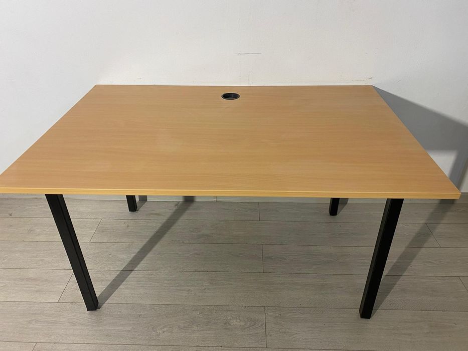 4 Buc. Birou 140X90 cm; Masă de Lucru Cadru Metalic