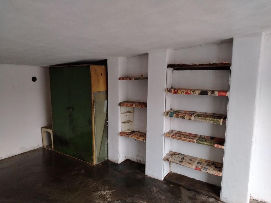 Garaj de vânzare pe strada ROZMARINULUI