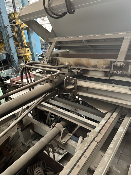 Продам 2-ва вибропресса м32-002