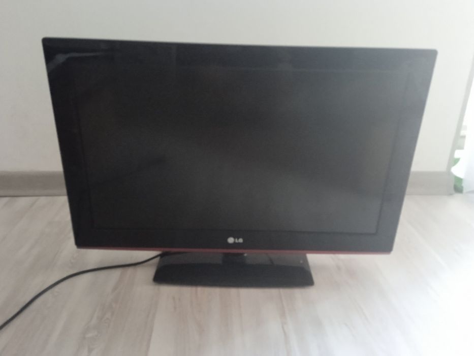 Продам телевизор не смарт