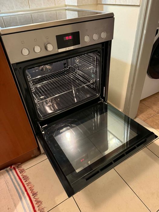 Aragaz/plită BOSCH HKR390050  in stare excelentă