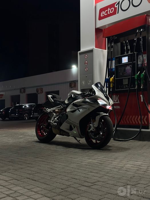 QjMotor 921 SRK RR