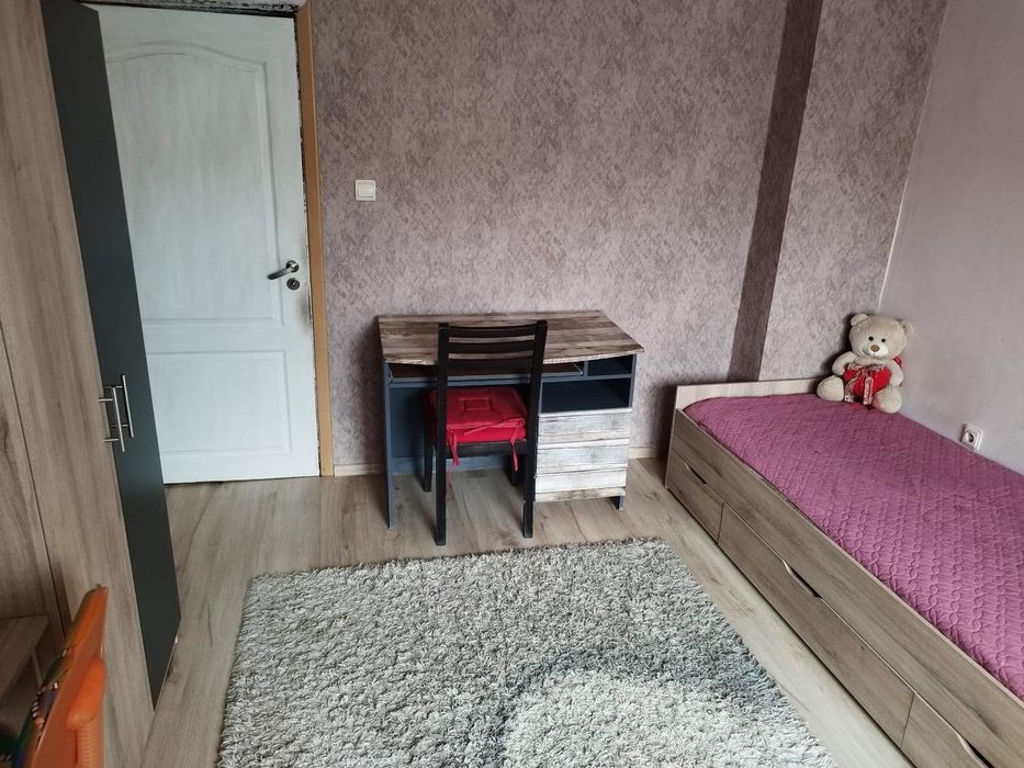 Дава се под наем Тристаен апартамент в Пазарджик, Идеален център - 105 кв.м за 348.84 € - Снимка #6