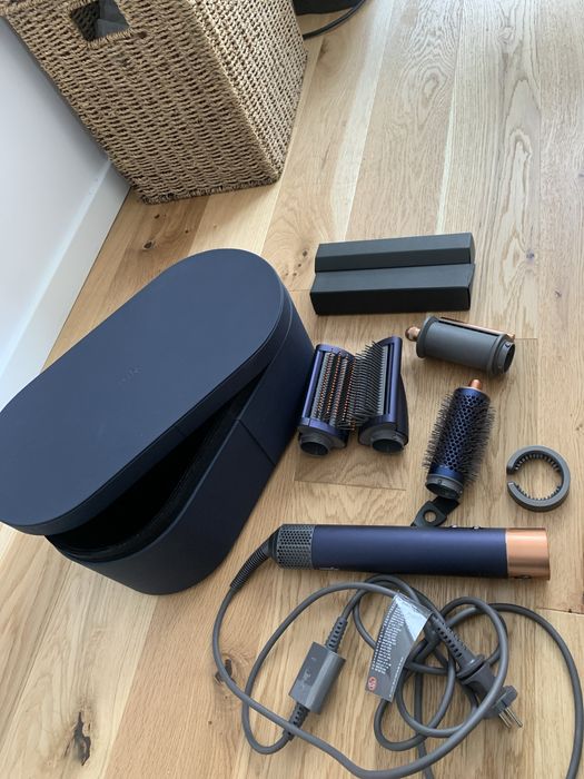 Сешоар маша Dyson Airwrap