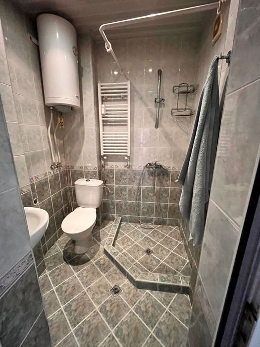 Дава се под наем Двустаен апартамент в Плевен, Идеален център - 69 кв.м за 420 € - Снимка #9