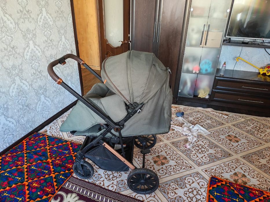Продам коляска 35000