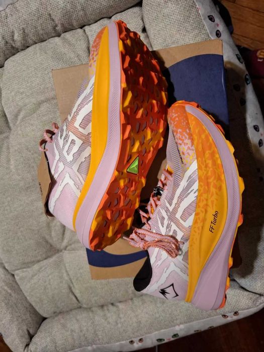 Нови маратонки за планинско бягане ASICS METAFUJI TRAIL