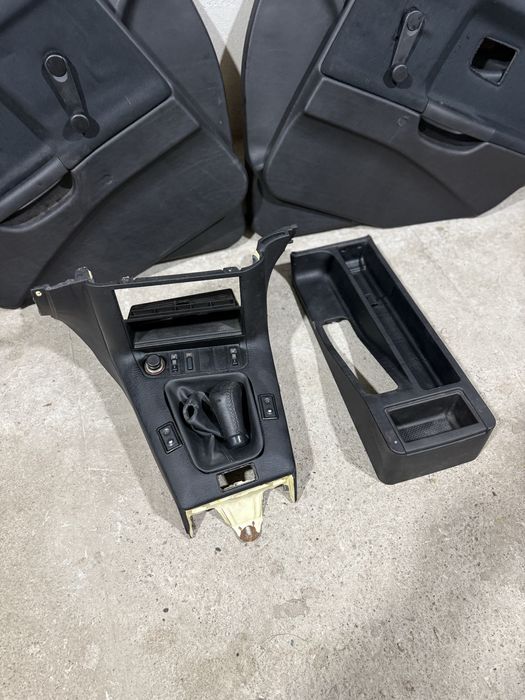 Обшивки Велюр на BMW e36