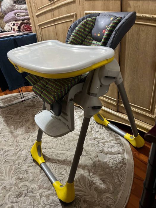 Chicco ovqatlanadigan stol