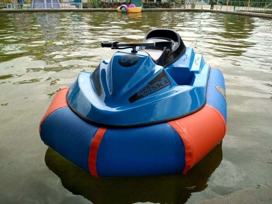 Аттракцион_Сувда юрадиган скутерлар