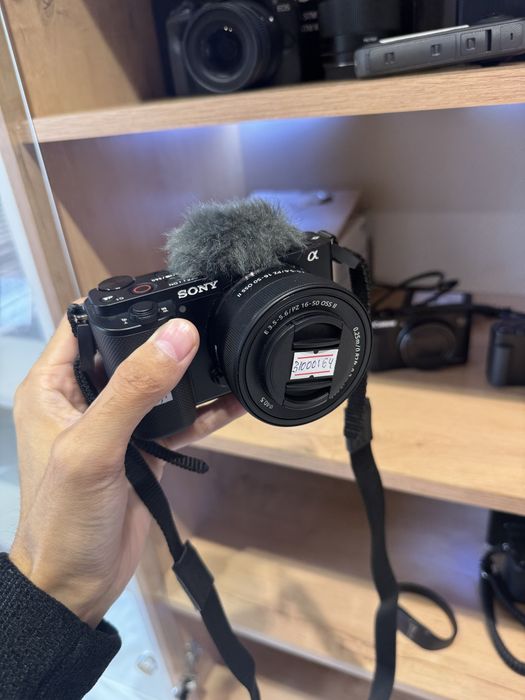 Фотоаппарт Sony zv-e10