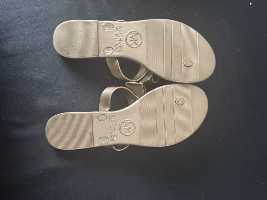 Papuci plaja michael kors