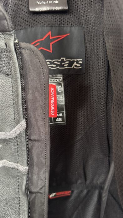 Кожено яке Alpinestars 48