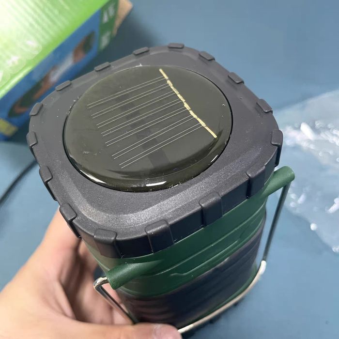 Quyoshdan quvvat olib ishlovchi chiroq