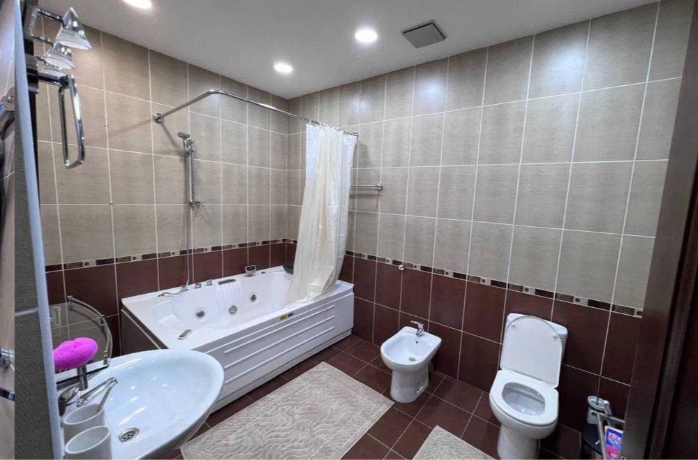 Ул. Тарас Шевченко 4/6/6 203 м2