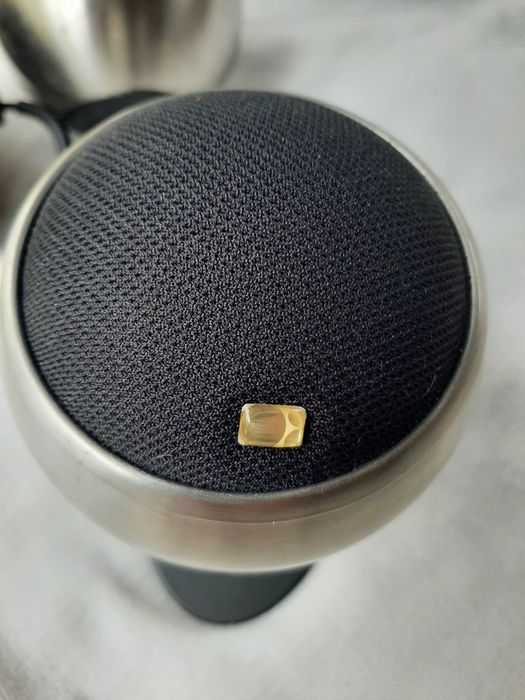 Anthony Gallo Acoustics Nucleus Micro – дизайнерски тонколони