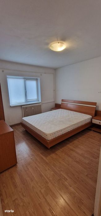 Apartament doua camere decomandate, zona gara.