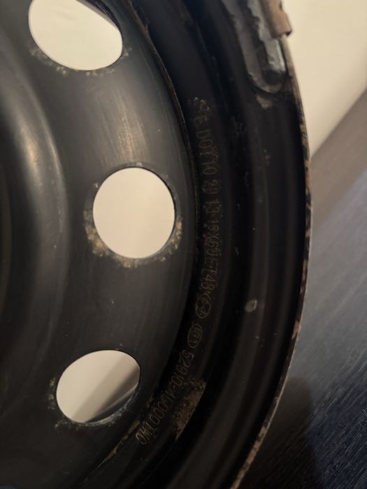 Диска kia rio  аксент  15 тик сатылады