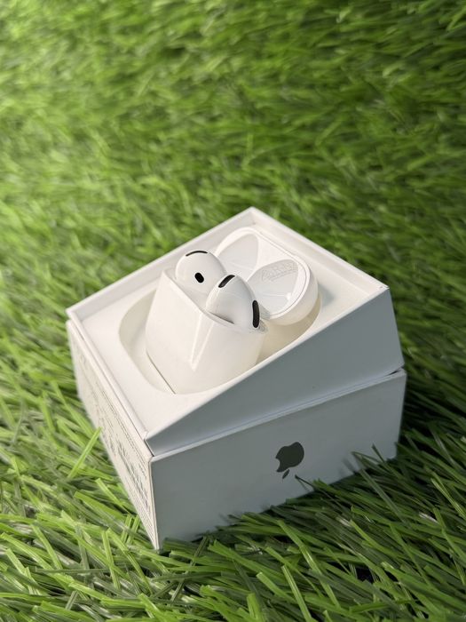 Apple Airpods 4.
