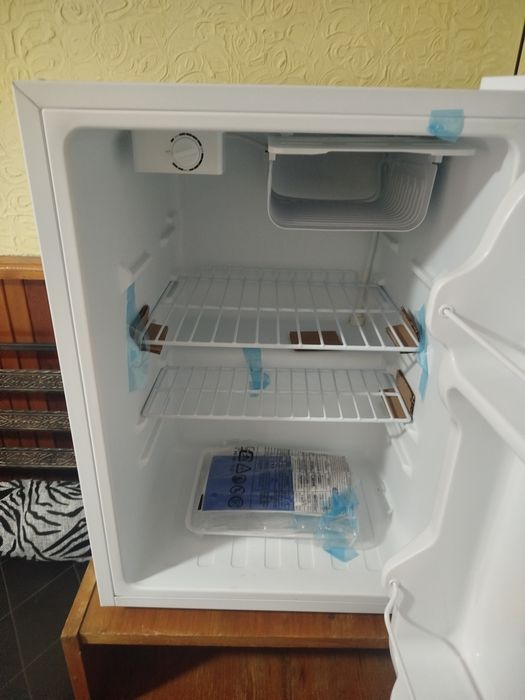 Продам новый холодильник Бирюса