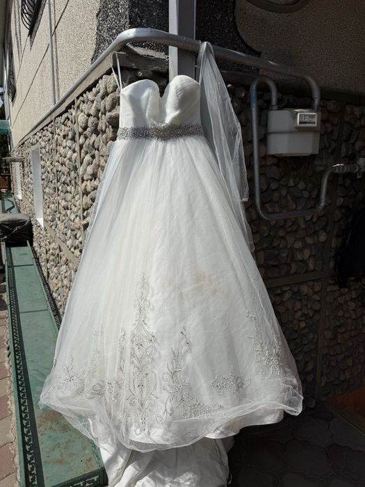 Продам свадебное платье